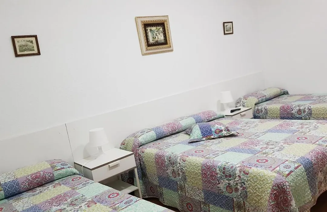 Hostal Loyola-1